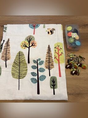 Circo Woodland Shower curtain and 2 sets of Shower Curtain Rings